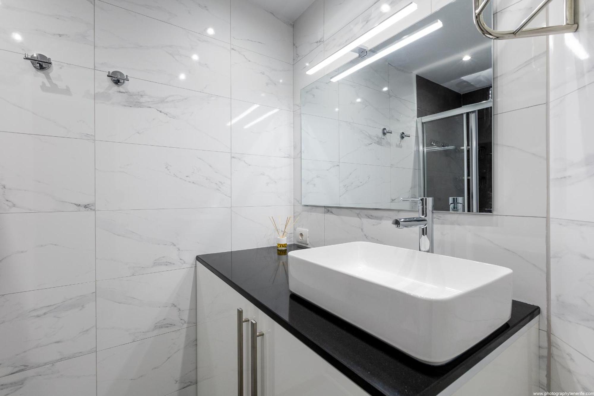 Great Location 1 Bedroom Apartment Адехе Екстериор снимка